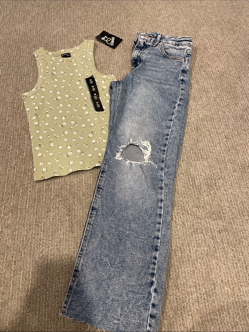 art class Sage Green Floral Ribbed Tank and jeans set